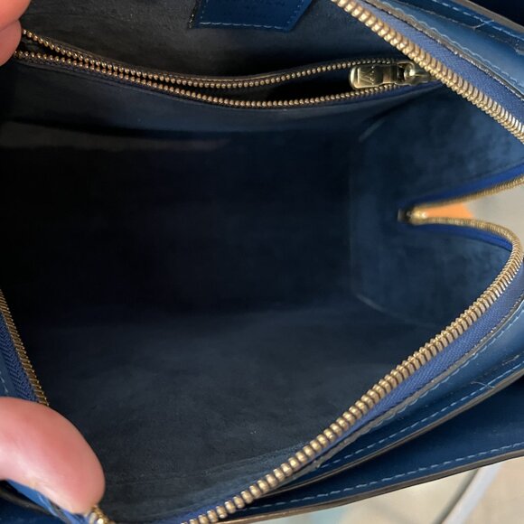 Louis Vuitton Epi Pont-Neuf Purse - Picture 7 of 11